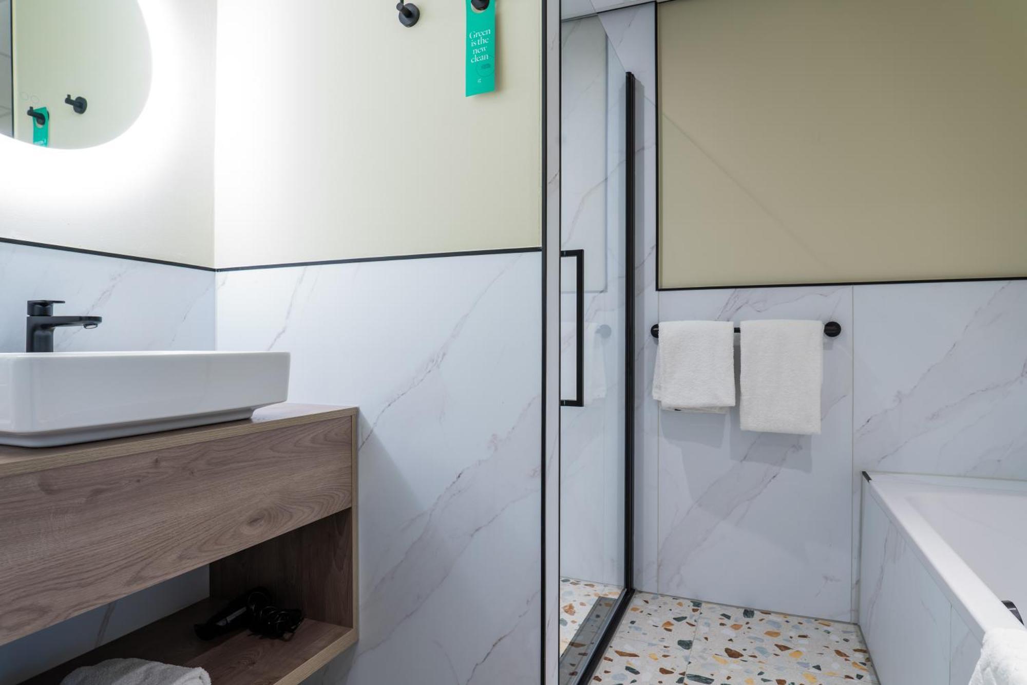 Golden Tulip Leiden Centre Hotel Ngoại thất bức ảnh